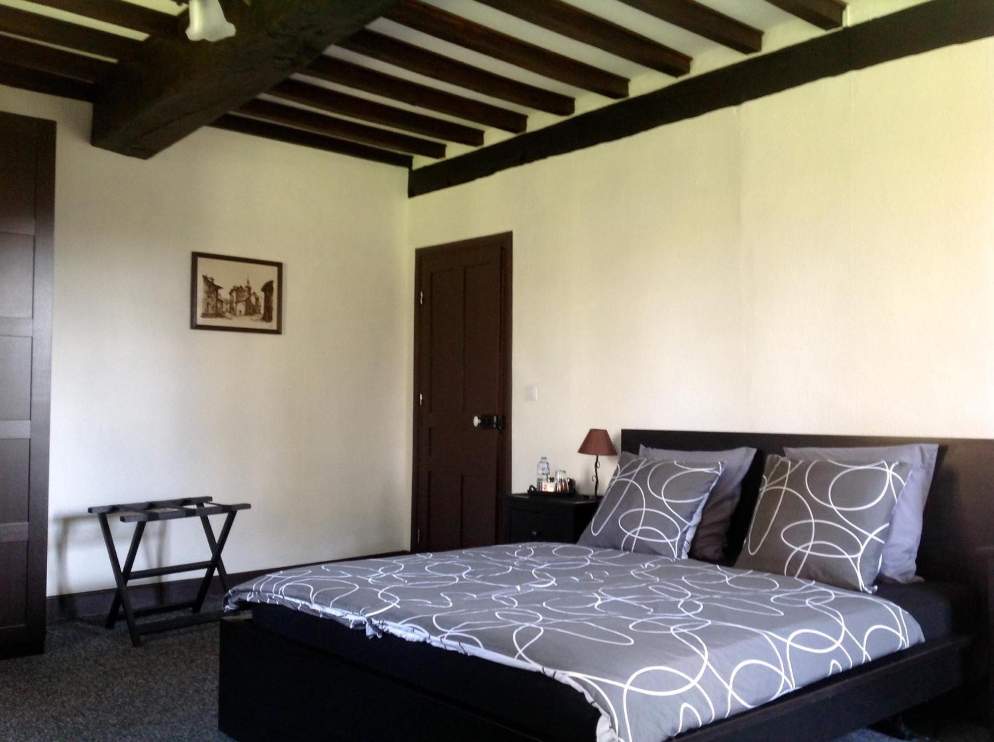 Monein B&B Au Moulin 1771 الغرفة الصورة